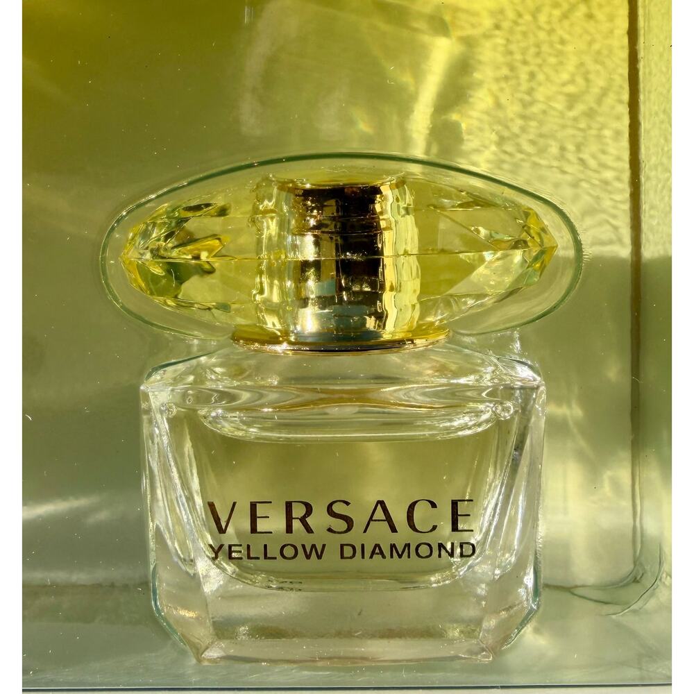 Versace Yellow Diamond Gift Set for Women - Picture 3 of 5